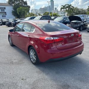 صورة 5 لـ 2015 KIA FORTE EX