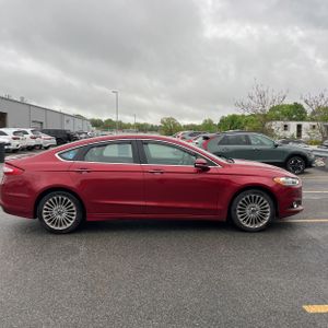 FORD FUSION TITANIUM - 10