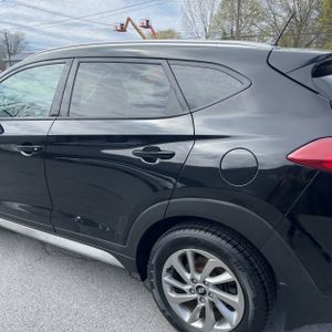 HYUNDAI TUCSON SE - 6