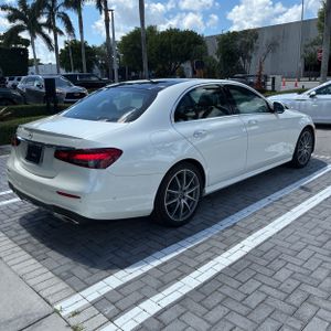 2022 Mercedes-BENZ E-CLASS 照片 8