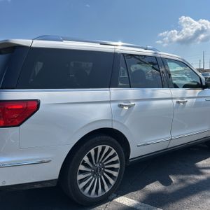 2018 Lincoln NAVIGATOR RESERVE — фото 9