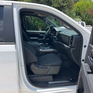 2025 Chevrolet SILVERADO 1500 LT 缩略图 32