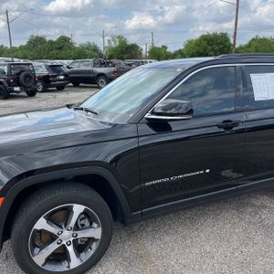 JEEP GRAND CHEROKEE L LIMITED - 2