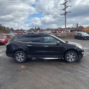 CHEVROLET TRAVERSE LT - 10