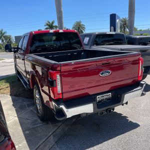 FORD F-250 SUPER DUTY LARIAT - 3