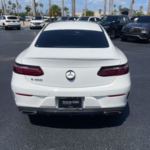 MERCEDES-BENZ E-CLASS - 7