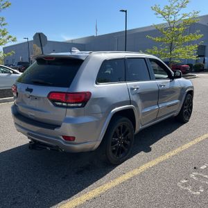 JEEP GRAND CHEROKEE ALTITUDE - 8