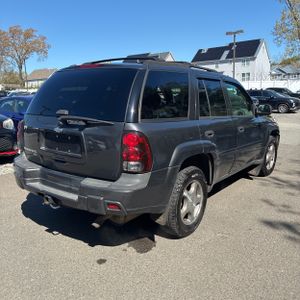 CHEVROLET TRAILBLAZER LS - 8