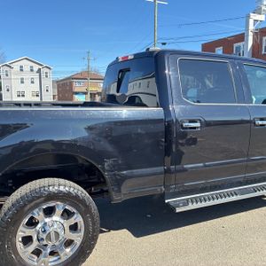 FORD F-350 SUPER DUTY LARIAT - 9