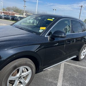 AUDI Q5 QUATTRO PREMIUM 40 TFSI - 2