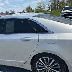 LINCOLN MKZ PREMIERE - 6