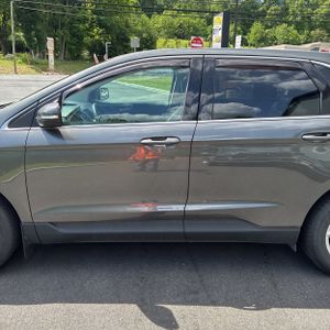FORD EDGE SEL - 4