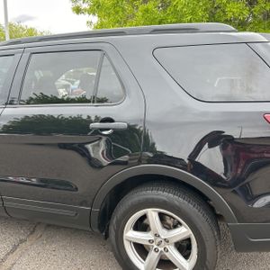 FORD EXPLORER BASE - 6