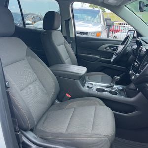 صورة 32 لـ 2020 Chevrolet TRAVERSE LT CLOTH