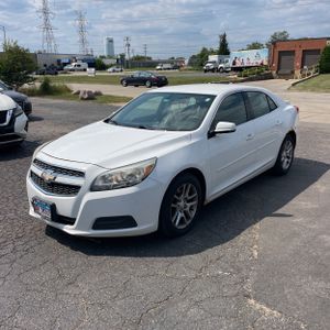 2013 Chevrolet MALIBU LT — фото 1