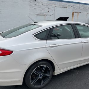 FORD FUSION SE - 9