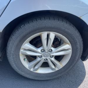 2012 Hyundai TUCSON GLS — миниатюра 18