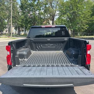 2023 Chevrolet SILVERADO 1500 LT 缩略图 42