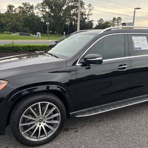 2026 Mercedes-BENZ GLS 照片 2