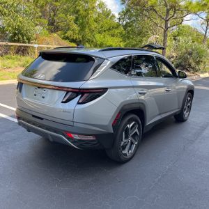 HYUNDAI TUCSON HYBRID LIMITED - 8