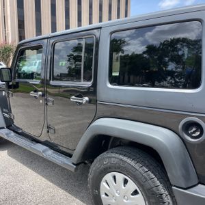 2017 JEEP WRANGLER UNLIMITED SPORT 照片 6