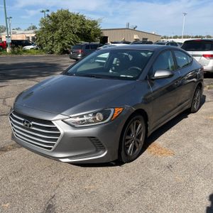 HYUNDAI ELANTRA SEL - 1