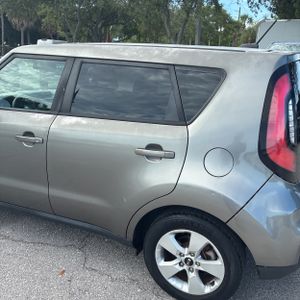 2017 KIA SOUL BASE 照片 6