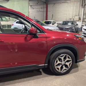 2024 Subaru FORESTER PREMIUM 缩略图 20
