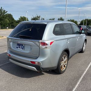 صورة 8 لـ 2015 Mitsubishi OUTLANDER SE