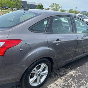 FORD FOCUS SE - 9