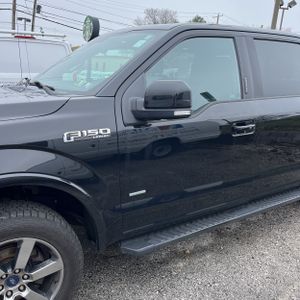 FORD F-150 LARIAT - 2