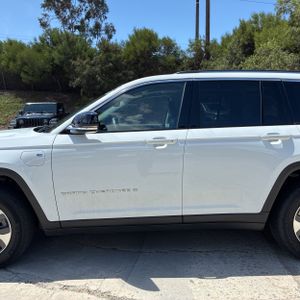 JEEP GRAND CHEROKEE - 4