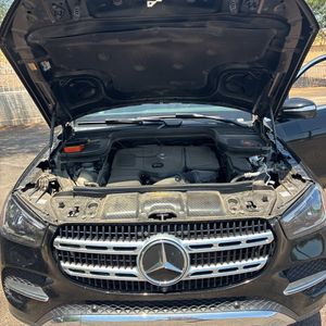 2025 Mercedes-BENZ GLE — миниатюра 52
