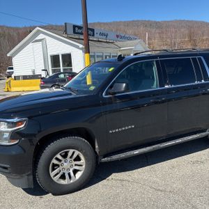 CHEVROLET SUBURBAN LT - 2