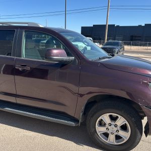 صورة مصغرة 13 لـ 2019 Toyota SEQUOIA SR5
