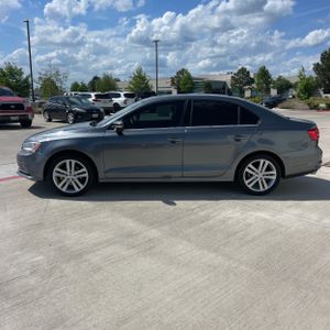 VOLKSWAGEN JETTA TDI SEL - 3