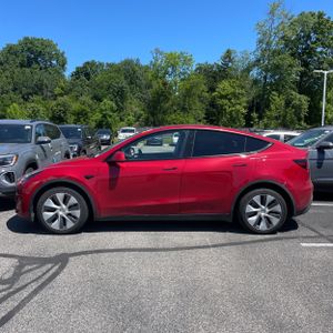TESLA MODEL Y LONG RANGE - 2