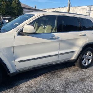 JEEP GRAND CHEROKEE LAREDO - 4