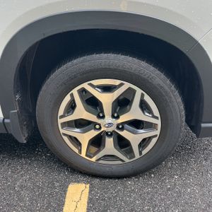 2024 Subaru FORESTER PREMIUM 缩略图 20