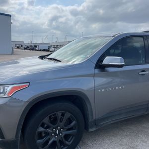 CHEVROLET TRAVERSE - 2