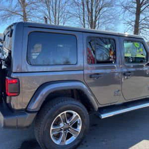 JEEP WRANGLER UNLIMITED SAHARA - 9