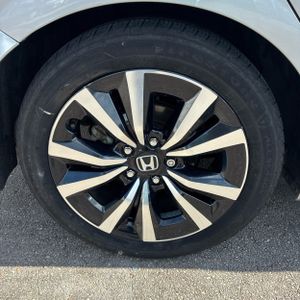 صورة مصغرة 19 لـ 2024 Honda CIVIC EX-L