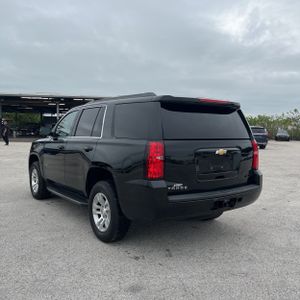Chevrolet Tahoe LS - 5