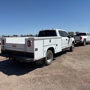 FORD F-350 SUPER DUTY XL - 8