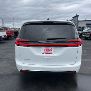 CHRYSLER PACIFICA TOURING L - 7