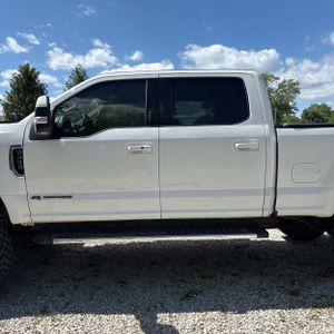 FORD F-250 SUPER DUTY LARIAT - 4