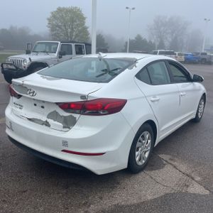 HYUNDAI ELANTRA SE - 8