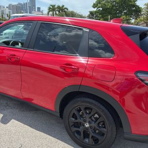 صورة 6 لـ 2024 Honda HR-V SPORT