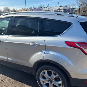FORD ESCAPE TITANIUM - 6