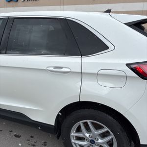 Ford Edge SEL - 6